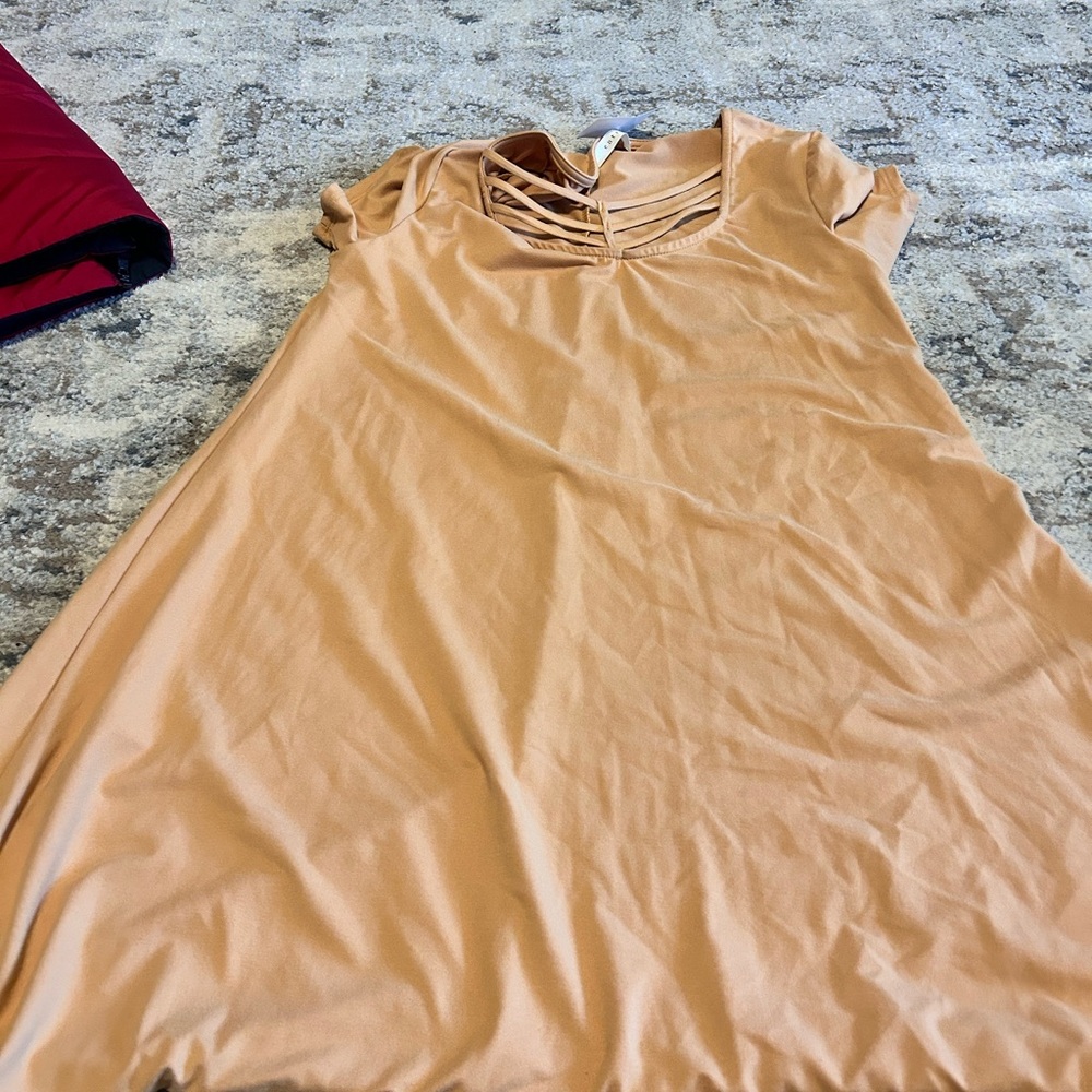 NWT Gold Short Sleeve Dress with Crisscross Neckline